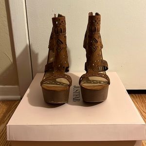 JustFab, Cognac Wedges